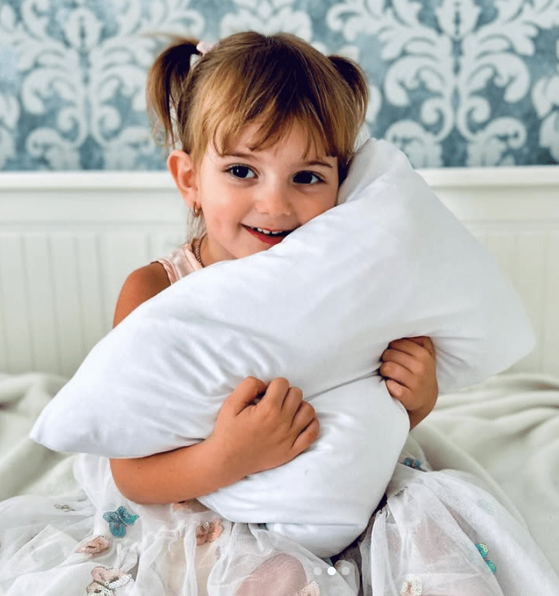 Check out the results from this Micro Influencer campaign focused on a Toddler Pillow product launch which went from 0 to 447 avg monthly recurring sales and is now on pace to break $150K in yearly revenue on Amazon. 